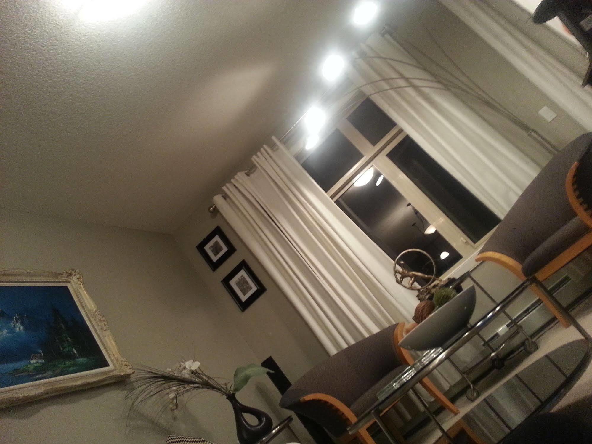 Pinnacle Inn & Suites Aspen YYC 외부 사진